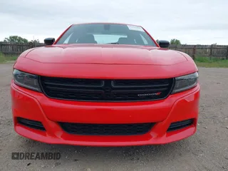2023 Dodge Charger SXT z VIN 2C3CDXBGXPH511066, wystawiony jako IAAI lot #42403542 z przebiegiem 59 101 mil mil oraz . Historia ofert i sprzedaży dostępna na DreamBid. Obrazek 13.