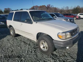 2000 Ford Explorer XLT z VIN 1FMZU63E8YZB36532, wystawiony jako Copart lot #81192434 z przebiegiem 275 115 mil mil oraz Szkoda całkowita • Salvage title. Historia ofert i sprzedaży dostępna na DreamBid. Obrazek 4.