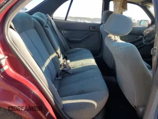 1992 Toyota Camry LE with VIN 4T1SK12EXNU029390, listed as a Copart auction lot 82369904 with 309,383 mi miles and Salvage Title. Bid and sale history available at carsss.com. Image 10.