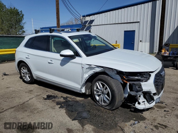 2024 Audi Q5 S line Premium with VIN WA1GAAFY8R2017137, listed as a Copart auction lot 52612505 with 6,078 mi miles and Salvage title. Bid and sale history available at DreamBid. Image 4.