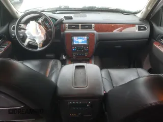 2010 Chevrolet Suburban LTZ with VIN 1GNUKKE31AR152299, listed as a Copart auction lot 83791914 with 209,102 mi miles and Clean Title. Bid and sale history available at carsss.com. Image 8.
