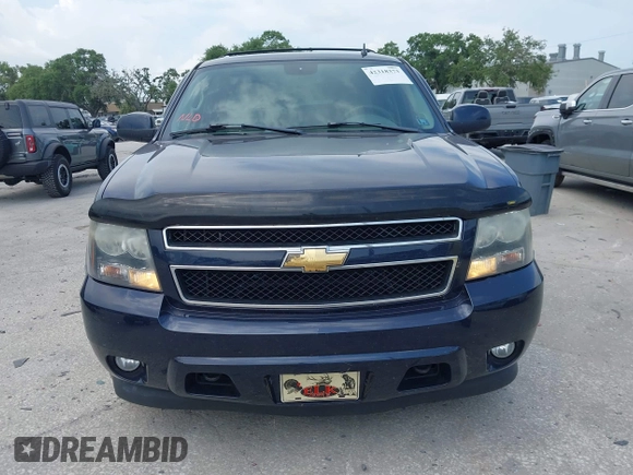 2007 Chevrolet Suburban LTZ z VIN 3GNFK16317G121340, wystawiony jako IAAI lot #42318373 z przebiegiem 176 953 mil mil oraz . Historia ofert i sprzedaży dostępna na DreamBid. Obrazek 6.