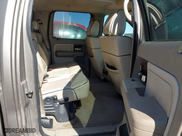 2006 Lincoln Mark LT with VIN 5LTPW16556FJ07344, listed as a IAAI auction lot 41837852 with 165,962 mi miles. Bid and sale history available at carsss.com. Image 8.