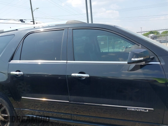 2016 GMC Acadia Denali z VIN 1GKKVTKD2GJ170199, wystawiony jako IAAI lot #42400004 z przebiegiem 155 556 mil mil oraz . Historia ofert i sprzedaży dostępna na DreamBid. Obrazek 13.