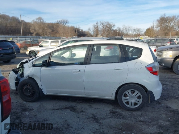 2009 Honda Fit z VIN JHMGE88249S067463, wystawiony jako IAAI lot #41354698 z przebiegiem 153 402 mil mil oraz . Historia ofert i sprzedaży dostępna na DreamBid. Obrazek 14.