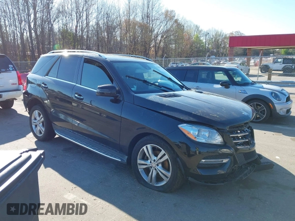 2015 Mercedes-Benz M 350 with VIN 4JGDA5HB1FA526024, listed as a IAAI auction lot 41888298 with 90,188 mi miles and . Bid and sale history available at carsss.com. Image 1.