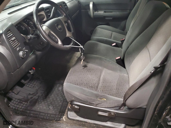 2008 Chevrolet Silverado 1500 LT w/1LT with VIN 2GCEK13M681101175, listed as a Copart auction lot 88976105 with 198,026 mi miles and Non Repairable. Bid and sale history available at carsss.com. Image 7.