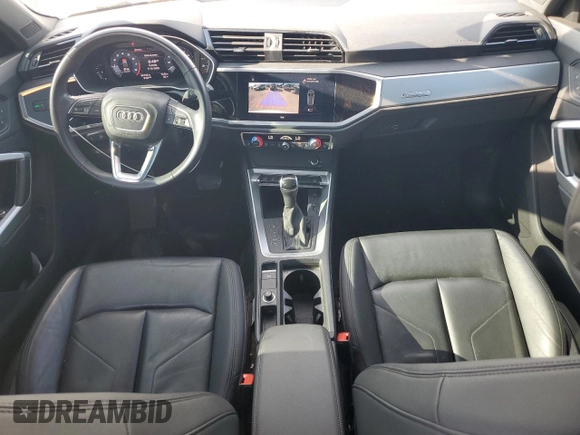 2019 Audi Q3 Premium z VIN WA1AECF34K1076675, wystawiony jako Copart lot #64700065 z przebiegiem 65 725 mil mil oraz Szkoda całkowita • Salvage title. Historia ofert i sprzedaży dostępna na DreamBid. Obrazek 8.
