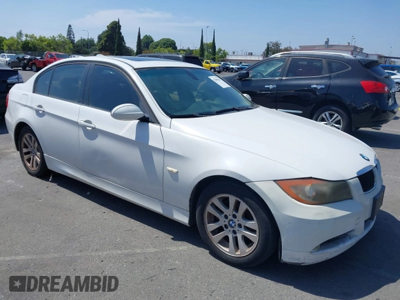 2007 BMW 3 Series 328i z VIN WBAVC53587FZ78266, wystawiony jako IAAI lot #42508267 z przebiegiem 138 366 mil mil oraz . Historia ofert i sprzedaży dostępna na DreamBid. Obrazek 1.