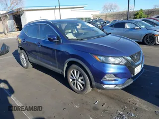 2020 Nissan Rogue Sport SV with VIN JN1BJ1CV8LW270536, listed as a IAAI auction lot 41859191 with 32,395 mi miles. Bid and sale history available at carsss.com. Image 1.