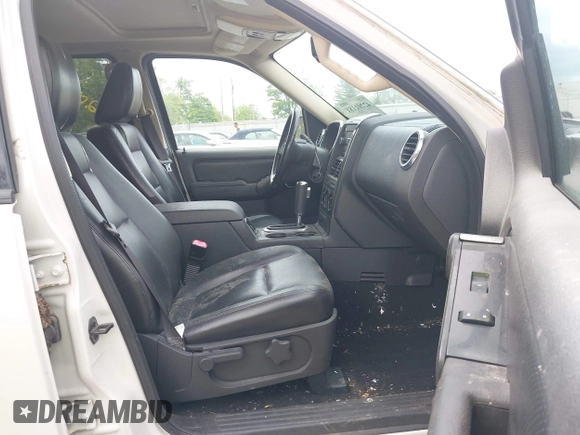 2010 Ford Explorer XLT с VIN 1FMEU7DE9AUA42603, выставлен на аукционе IAAI как лот 42201181 с пробегом 175 994 миль миль и . История ставок и продаж доступна на DreamBid. Изображение 5.