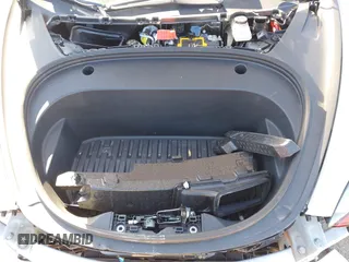 2022 Tesla Model 3 with VIN 5YJ3E1EA7NF103513, listed as a IAAI auction lot 41643592 with 35,631 mi miles and . Bid and sale history available at DreamBid. Image 10.
