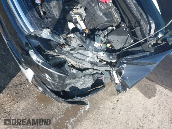 2014 Mitsubishi Outlander GT with VIN JA4JZ4AX8EZ016070, listed as a IAAI auction lot 41771934 with 157,724 mi miles and . Bid and sale history available at DreamBid. Image 6.