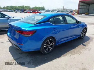 2021 Nissan Sentra SR z VIN 3N1AB8DV1MY327668, wystawiony jako IAAI lot #42087539 z przebiegiem 74 853 mil mil oraz . Historia ofert i sprzedaży dostępna na DreamBid. Obrazek 4.