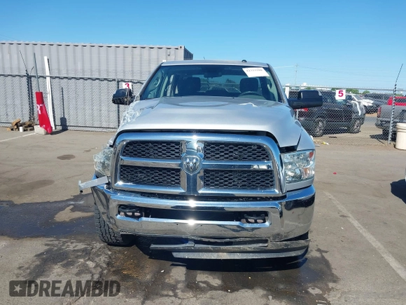 2014 Ram 2500 Tradesman с VIN 3C6UR5CL6EG224457, выставлен на аукционе IAAI как лот 42333288 с пробегом 77 359 миль миль и . История ставок и продаж доступна на DreamBid. Изображение 12.