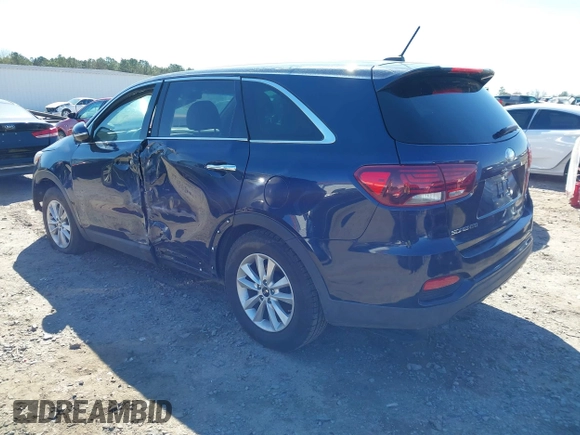 2019 Kia Sorento LX with VIN 5XYPG4A3XKG523100, listed as a IAAI auction lot 41814743 with 138,767 mi miles and . Bid and sale history available at carsss.com. Image 3.