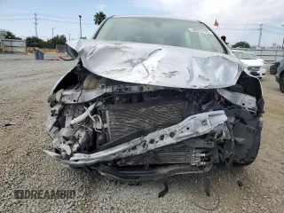 2017 Ford C-Max Titanium z VIN 1FADP5DU5HL110937, wystawiony jako Copart lot #58993795 z przebiegiem 76 914 mil mil oraz Szkody całkowita. Historia ofert i sprzedaży dostępna na DreamBid. Obrazek 5.