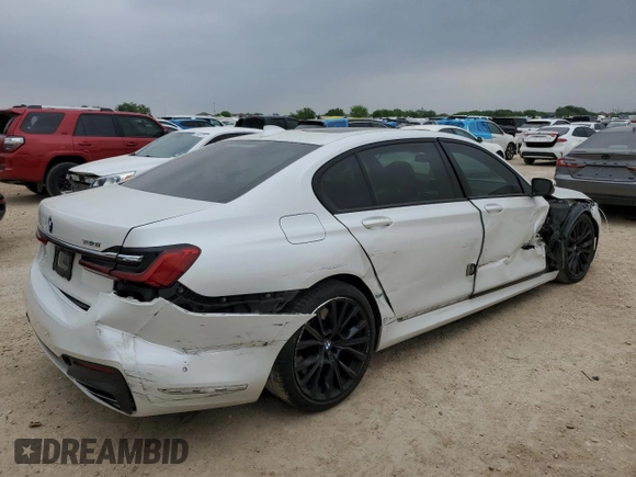 2021 BMW 7 Series 740i with VIN WBA7T2C06MCF88813, listed as a Copart auction lot 49589555 with 60,802 mi miles and Salvage title. Bid and sale history available at DreamBid. Image 3.