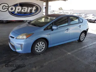 2014 Toyota Prius с VIN JTDKN3DP9E3053563, выставлен на аукционе Copart как лот 64207525 с пробегом 179 086 миль миль и Списание • Salvage title. История ставок и продаж доступна на DreamBid. Изображение 1.