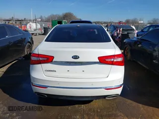 2015 Kia Cadenza Premium with VIN KNALN4D7XF5196941, listed as a IAAI auction lot 41480233 with 118,837 mi miles. Bid and sale history available at carsss.com. Image 17.