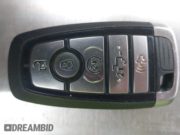 2019 Ford F-250 XL z VIN 1FT7W2BT2KEF88568, wystawiony jako IAAI lot #41589490 z przebiegiem Nie podano mil oraz . Historia ofert i sprzedaży dostępna na DreamBid. Obrazek 11.