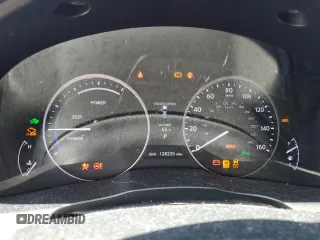 2013 Lexus ES 300h z VIN JTHBW1GG3D2020428, wystawiony jako Copart lot #55995225 z przebiegiem 128 225 mil mil oraz Szkoda całkowita • Salvage title. Historia ofert i sprzedaży dostępna na DreamBid. Obrazek 9.