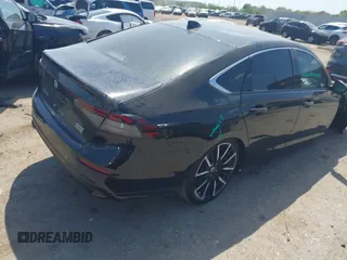 2024 Honda Accord Touring with VIN 1HGCY2F83RA092194, listed as a IAAI auction lot 41879950 with 5,054 mi miles and . Bid and sale history available at DreamBid. Image 4.