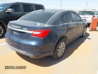 2014 Chrysler 200 Touring with VIN 1C3CCBBB5EN192660, listed as a IAAI auction lot 42137549 with 152,047 mi miles. Bid and sale history available at carsss.com. Image 4.