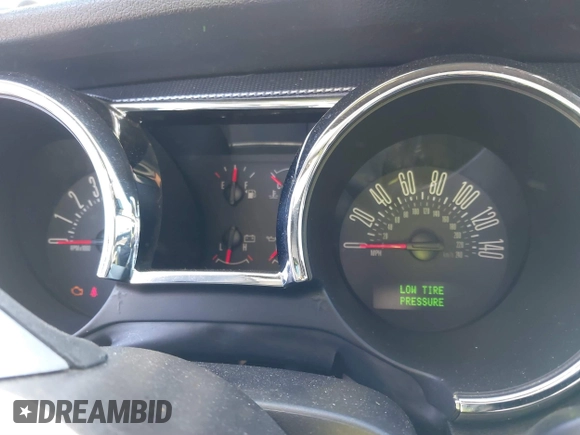 2007 Ford Mustang GT Deluxe with VIN 1ZVFT82H875263317, listed as a IAAI auction lot 41155196 with 69,631 mi miles and . Bid and sale history available at carsss.com. Image 7.