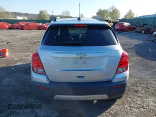 2015 Chevrolet Trax LT with VIN 3GNCJRSB6FL256031, listed as a IAAI auction lot 41995499 with 110,931 mi miles. Bid and sale history available at carsss.com. Image 16.