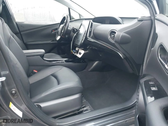 2017 Toyota Prius Prime Plus with VIN JTDKARFP9H3059671, listed as a IAAI auction lot 41813134 with 187,695 mi miles. Bid and sale history available at carsss.com. Image 5.