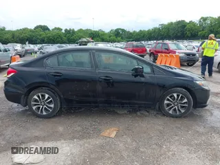 2015 Honda Civic EX z VIN 2HGFB2F81FH500316, wystawiony jako IAAI lot #42262336 z przebiegiem 108 473 mil mil oraz . Historia ofert i sprzedaży dostępna na DreamBid. Obrazek 13.