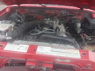 2000 Ford Ranger XL with VIN 1FTYR10C1YPB21583, listed as a IAAI auction lot 41603416 with 178,605 mi miles and . Bid and sale history available at carsss.com. Image 10.