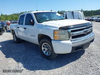 2007 Chevrolet Silverado 1500 LT w/1LT with VIN 2GCEC13C271524905, listed as a IAAI auction lot 41680575 with 312,505 mi miles. Bid and sale history available at carsss.com. Image 1.