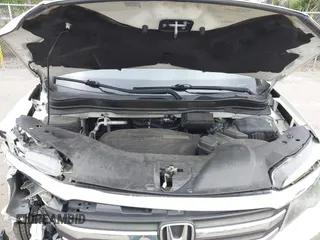 2016 Honda Pilot EX-L with VIN 5FNYF5H58GB053040, listed as a IAAI auction lot 42046304 with 107,349 mi miles and . Bid and sale history available at carsss.com. Image 10.