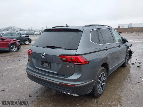 2020 Volkswagen Tiguan SE with VIN 3VV2B7AX4LM024554, listed as a IAAI auction lot 41546316 with 47,657 mi miles. Bid and sale history available at carsss.com. Image 4.