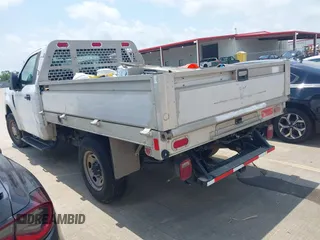 2019 Ford Super Duty F-250 SRW XL with VIN 1FDBF2A69KED44630, listed as a IAAI auction lot 42127168 with 70,738 mi miles. Bid and sale history available at carsss.com. Image 3.