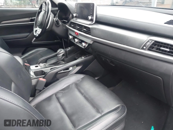 2020 Kia Telluride S with VIN 5XYP6DHC9LG041700, listed as a IAAI auction lot 41585797 with 112,869 mi miles and . Bid and sale history available at DreamBid. Image 5.