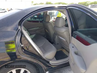 2004 Lexus ES 330 with VIN JTHBA30G745016837, listed as a IAAI auction lot 42156949 with 138,118 mi miles. Bid and sale history available at carsss.com. Image 8.