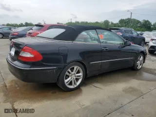 2008 Mercedes-Benz CLK-Class 3.5L with VIN WDBTK56F98F250442, listed as a Copart auction lot 54140584 with 136,329 mi miles and Salvage Title. Bid and sale history available at carsss.com. Image 3.