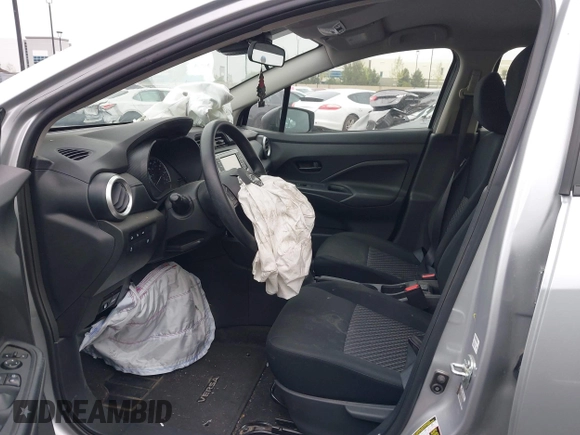 2024 Nissan Versa S z VIN 3N1CN8DV4RL865799, wystawiony jako IAAI lot #42044021 z przebiegiem 13 282 mil mil oraz . Historia ofert i sprzedaży dostępna na DreamBid. Obrazek 8.