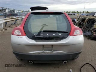 2009 Volvo C30 z VIN YV1MK672992145569, wystawiony jako Copart lot #68282304 z przebiegiem 93 414 mil mil oraz Tytuł czysty. Historia ofert i sprzedaży dostępna na DreamBid. Obrazek 6.