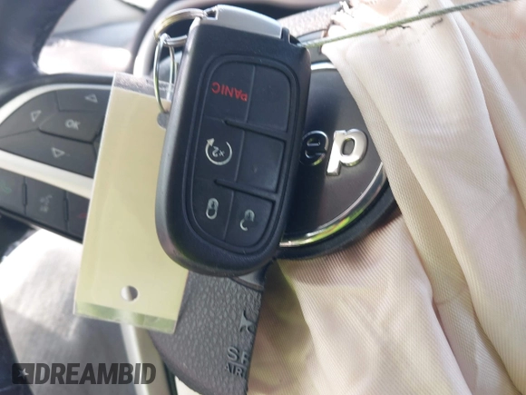 2016 Jeep Cherokee Limited z VIN 1C4PJLDB1GW272654, wystawiony jako IAAI lot #41793549 z przebiegiem Nie podano mil oraz . Historia ofert i sprzedaży dostępna na DreamBid. Obrazek 11.