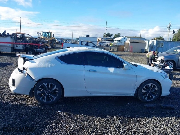 2016 Honda Accord Coupe EX-L with VIN 1HGCT1B89GA008486, listed as a IAAI auction lot 41114706 with 104,590 mi miles. Bid and sale history available at carsss.com. Image 13.