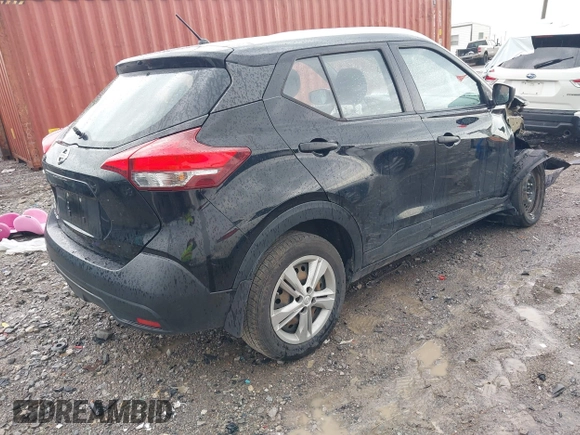 2019 Nissan Kicks S with VIN 3N1CP5CU1KL505929, listed as a IAAI auction lot 42098377 with 63,688 mi miles and . Bid and sale history available at carsss.com. Image 4.