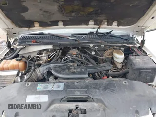2003 Chevrolet Suburban LT z VIN 3GNFK16Z73G148346, wystawiony jako IAAI lot #42418217 z przebiegiem 355 139 mil mil oraz . Historia ofert i sprzedaży dostępna na DreamBid. Obrazek 10.