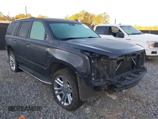 2015 GMC Yukon Denali z VIN 1GKS2CKJ3FR683363, wystawiony jako IAAI lot #41816798 z przebiegiem 149 919 mil mil oraz . Historia ofert i sprzedaży dostępna na DreamBid. Obrazek 1.