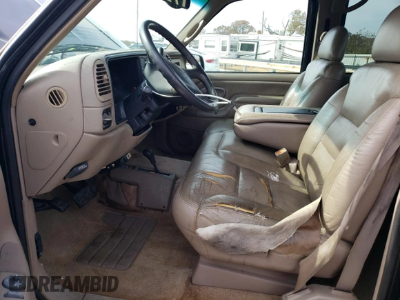 2000 Chevrolet Silverado 3500 z VIN 1GCHK33J5YF400969, wystawiony jako Copart lot #87955445 z przebiegiem 114 683 mil mil oraz Szkody całkowita. Historia ofert i sprzedaży dostępna na DreamBid. Obrazek 7.