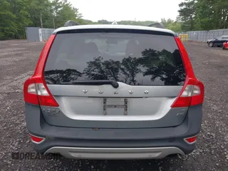 2010 Volvo XC70 3.0T with VIN YV4992BZ1A1089929, listed as a IAAI auction lot 42447202 with 156,077 mi miles and . Bid and sale history available at DreamBid. Image 16.
