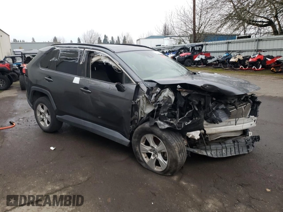 2019 Toyota RAV4 XLE with VIN 2T3P1RFV8KC008141, listed as a Copart auction lot 88732985 with Not Provided miles and Salvage Title. Bid and sale history available at DreamBid. Image 4.